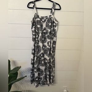 NWOT Loft Tiered Dress size Medium